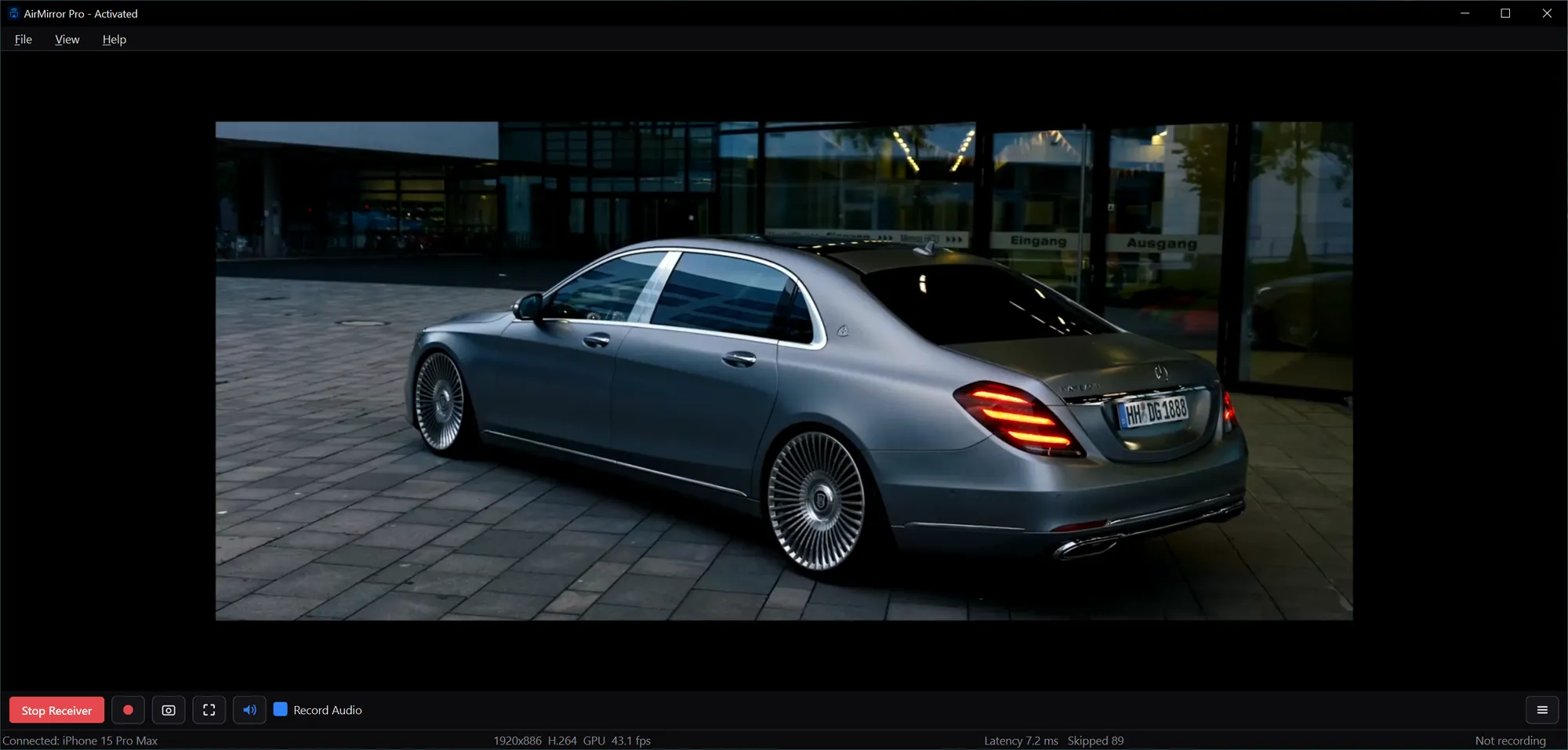 AirMirror Pro showing landscape video content filling the window